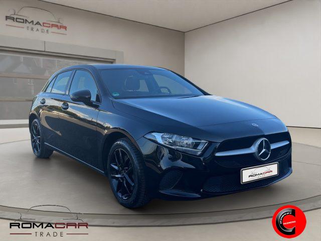 MERCEDES-BENZ A 250 e hybrid EQ Business