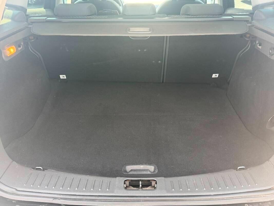 Ford Kuga Kuga+ 2.0 TDCi 140 CV 2WD DPF