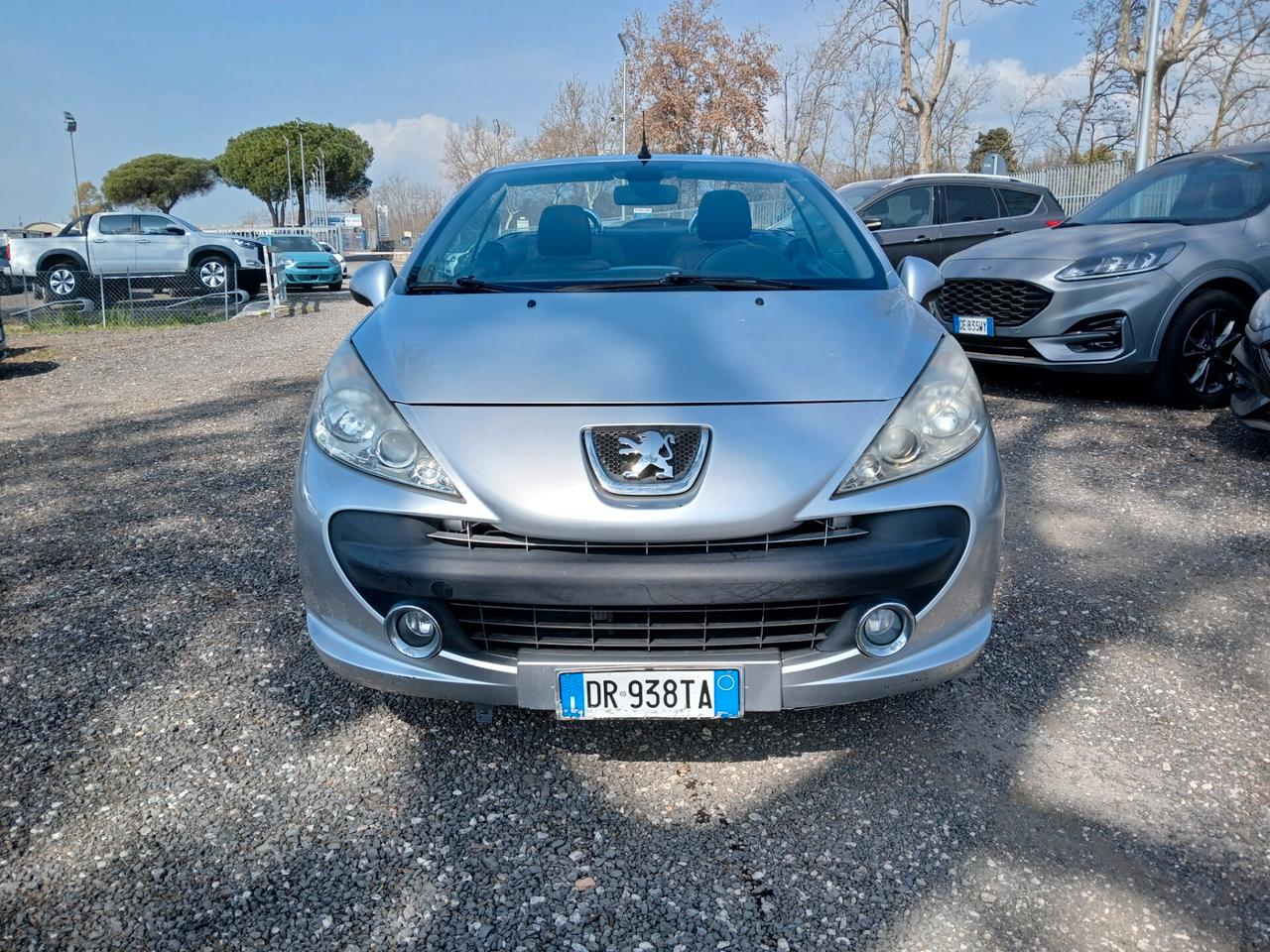 Peugeot 207 1.6 VTi 120CV CC Féline