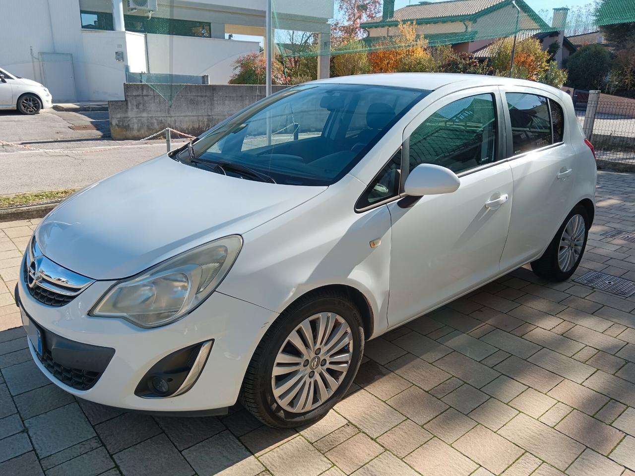 Opel Corsa 1.3 CDTI 75CV 5 porte Cosmo