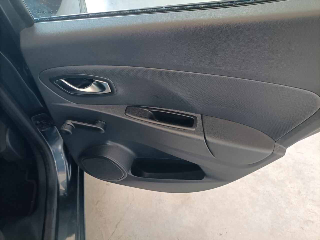 Renault Clio dCi 8V 75 CV Start&Stop 5 porte Energy Duel 05/2018
