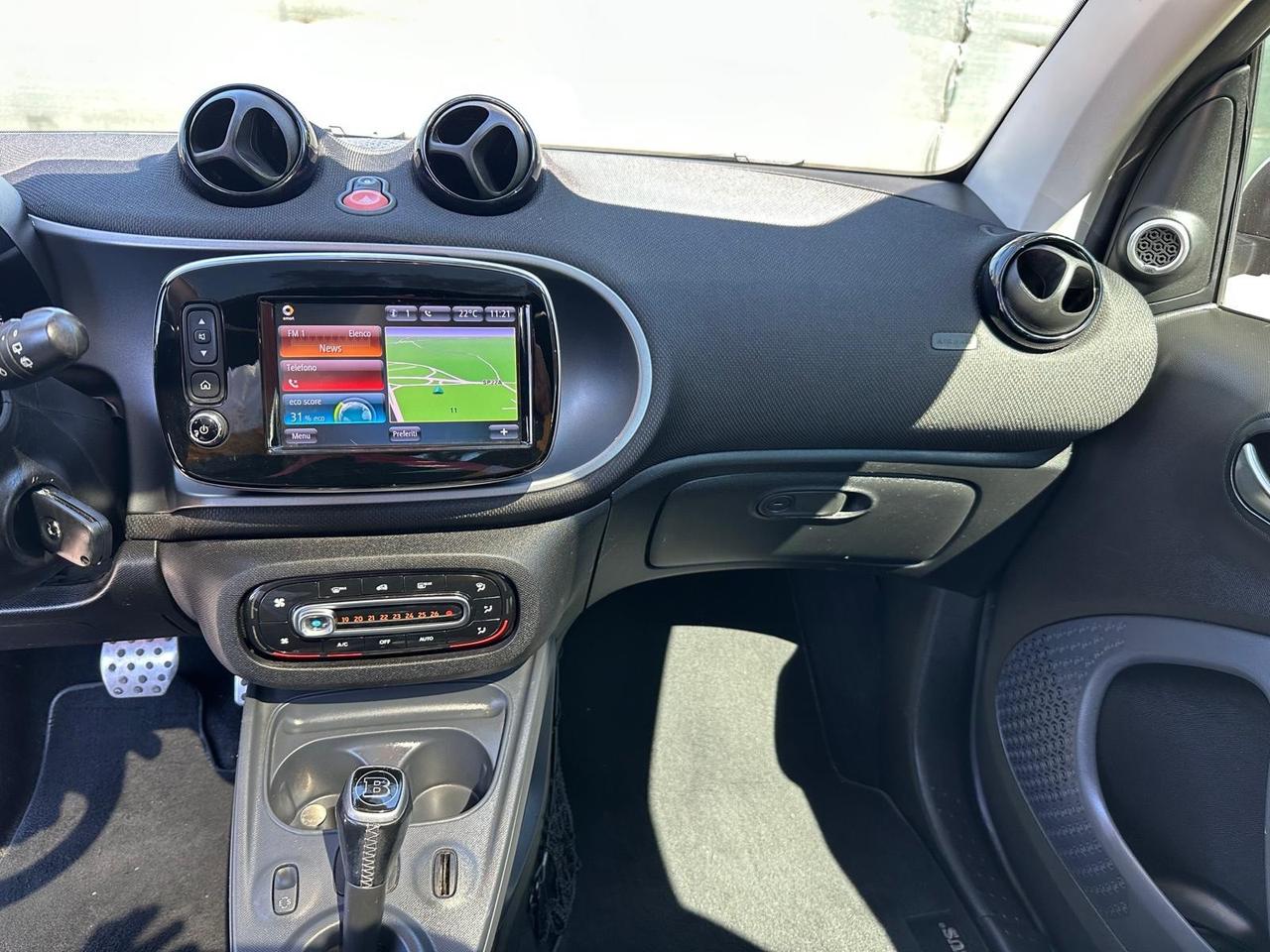 Smart ForTwo BRABUS 0.9 Turbo twinamic Xclusive *promo*