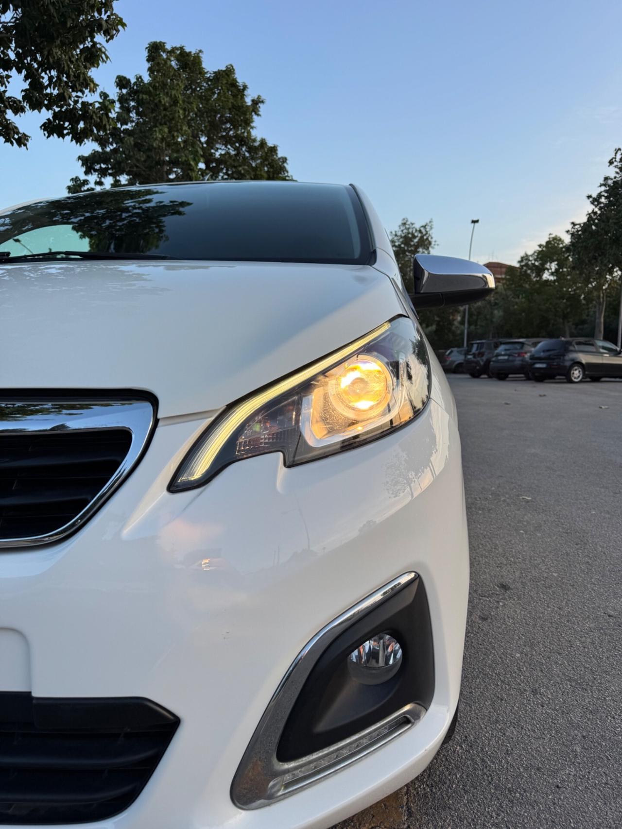 Peugeot 108 POCHI CHILOMETRI/ALLURE