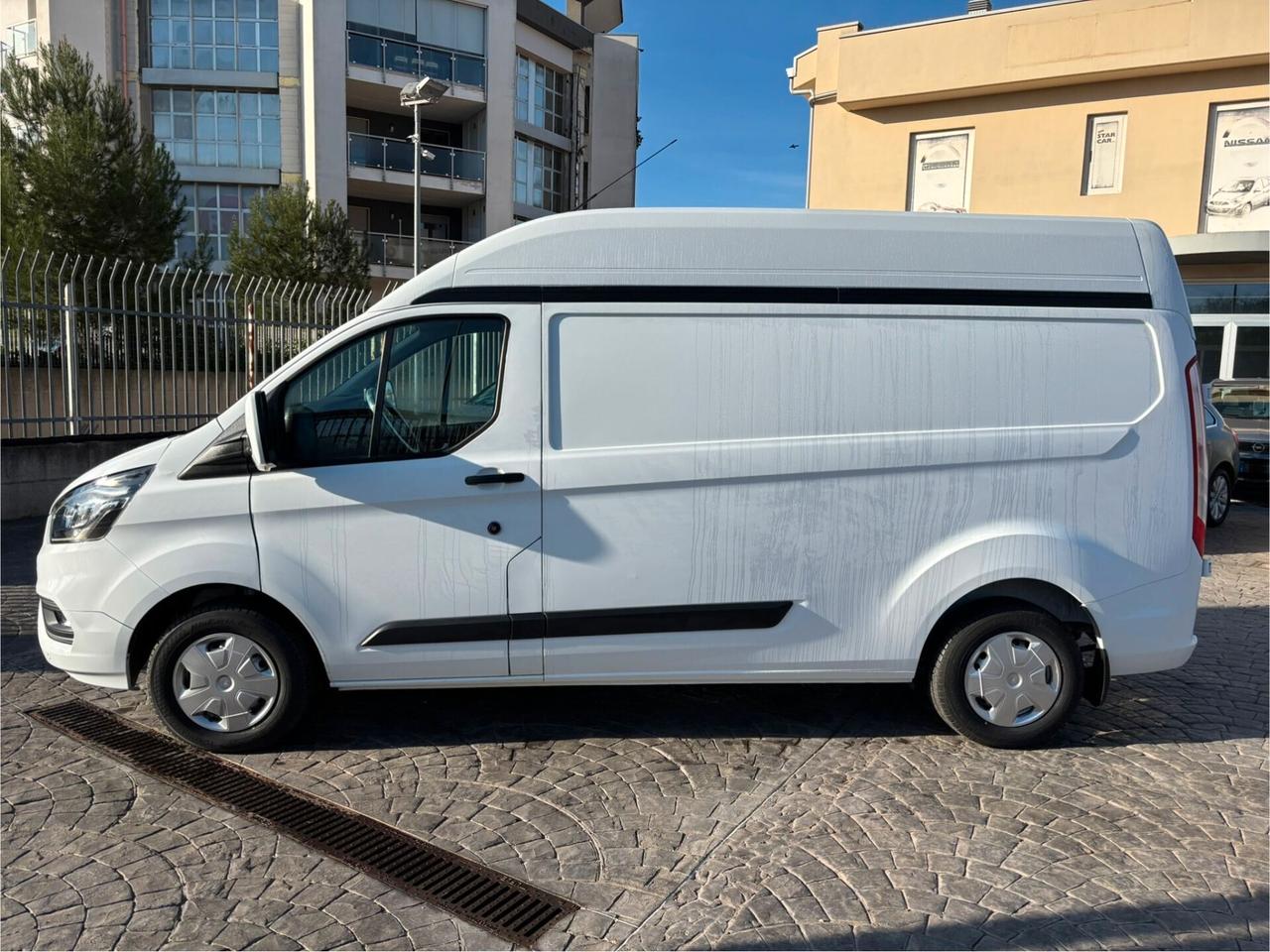 Ford Transit Custom 2.0 EcoBlue 130cv L2H2