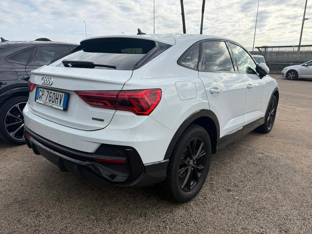 Audi Q3 40 TDI quattro S tronic line edition Identity Black Tetto