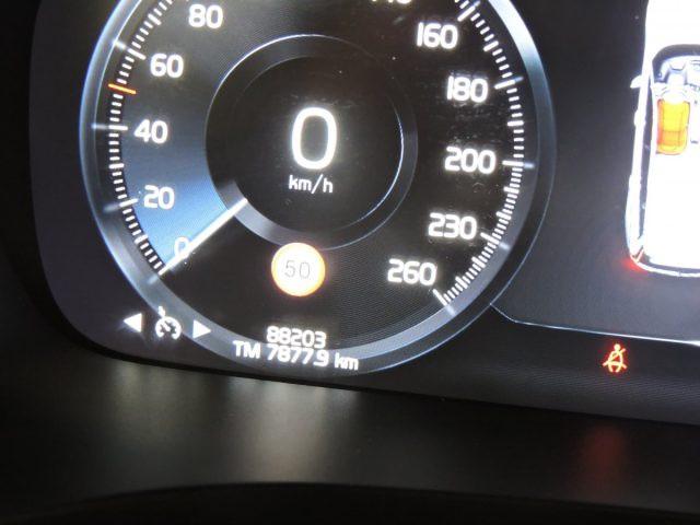 VOLVO V60 B4 (D) R-DESIGN AUTOMATICA