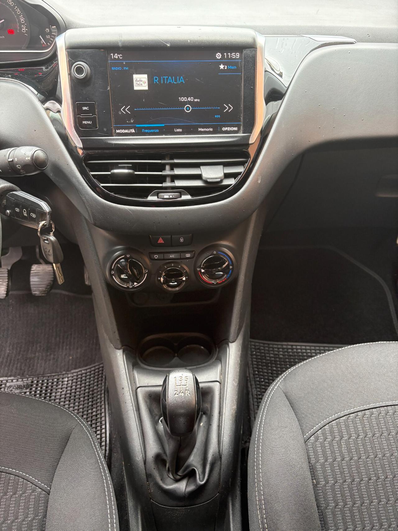 Peugeot 208 1.2 Benz -Allure-Unico proprietario