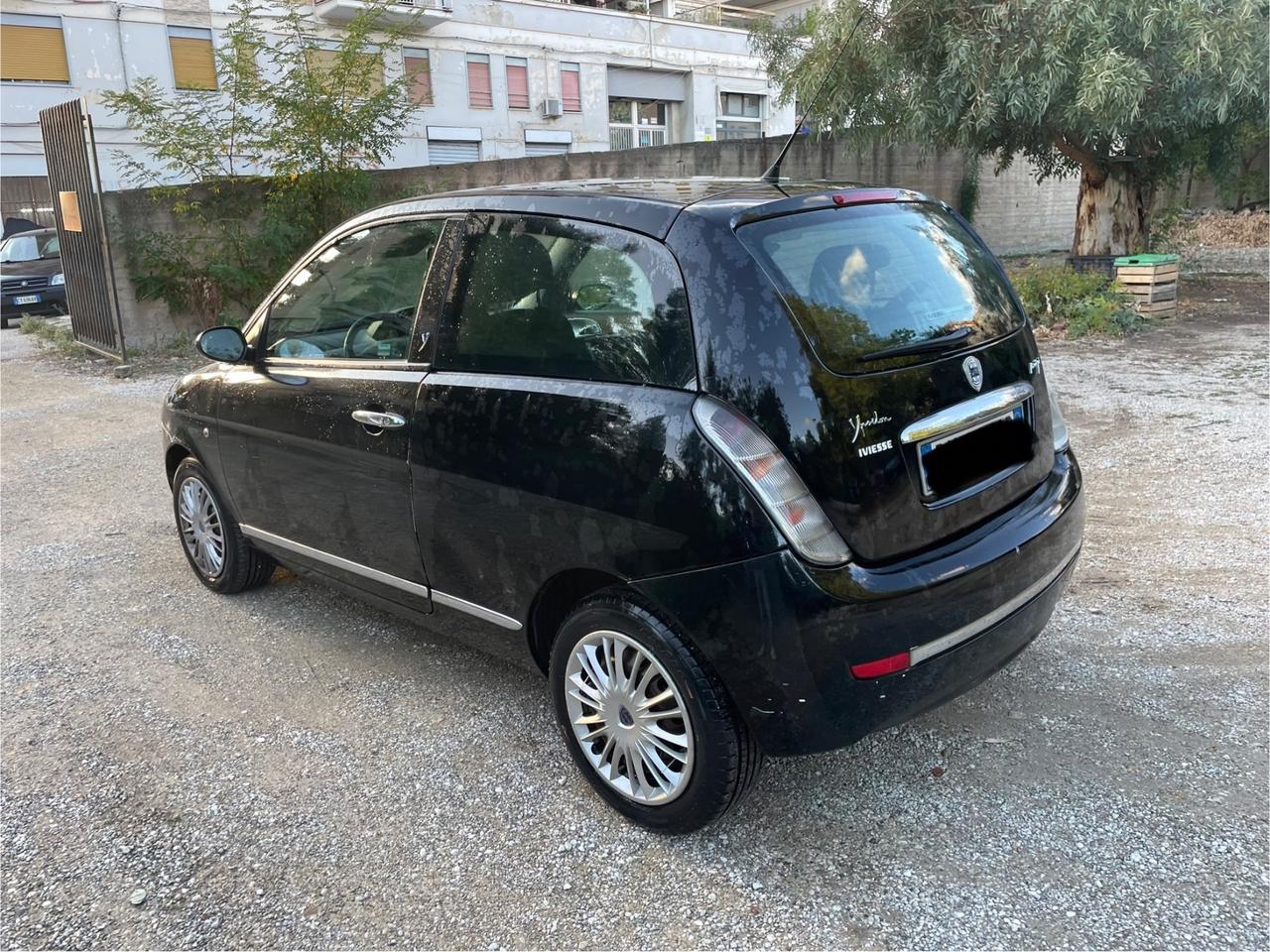 Lancia Ypsilon 1.3 MJT automatica