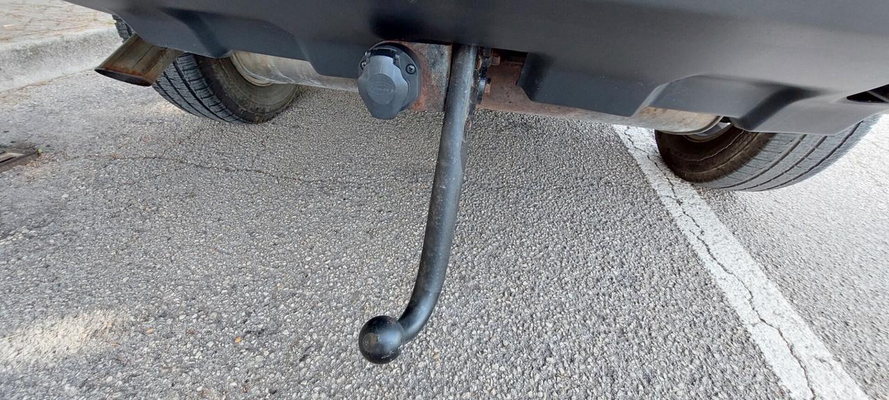 FREELANDER 2 TD4 4WD 4X4 2,2 DIESEL 160 CV TETTO APRIBILE GANCIO TRAINO IMPECCABILE