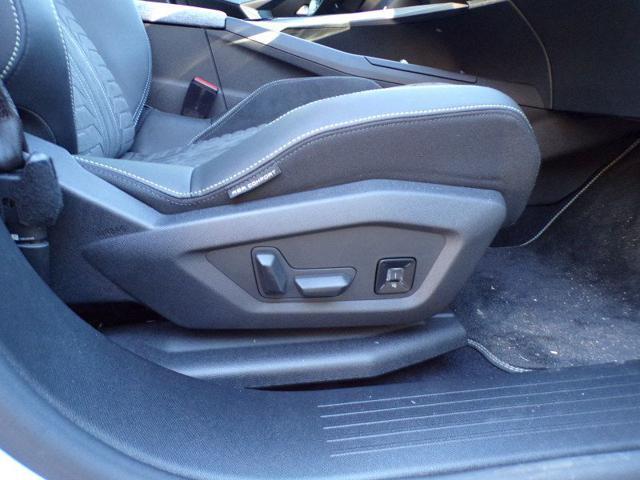 PEUGEOT 3008 Hybrid 145 e-DCS6 GT