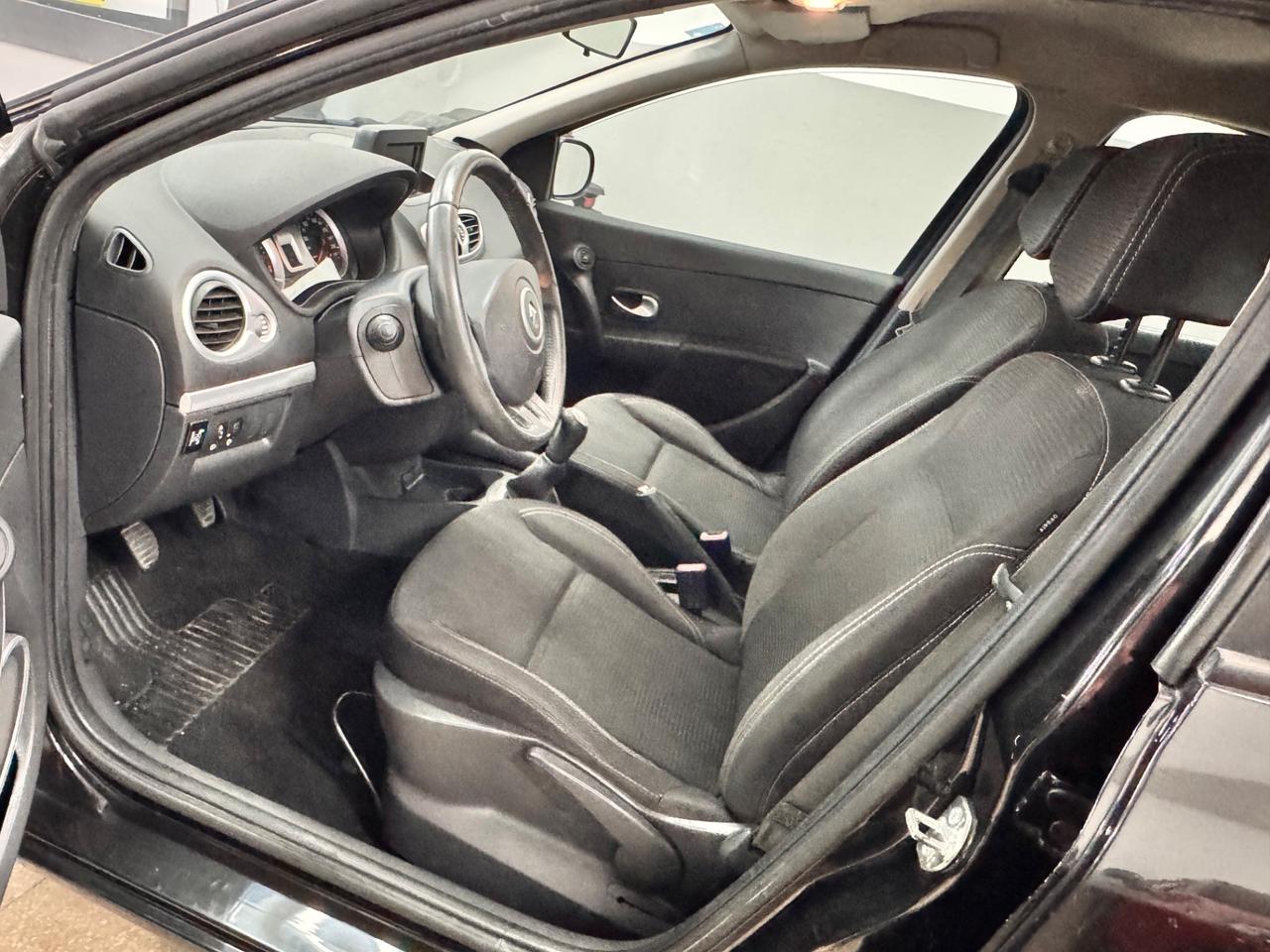 Renault Clio 1.2 75 Cv 5 Porte Benz/Gpl 115.000 KM