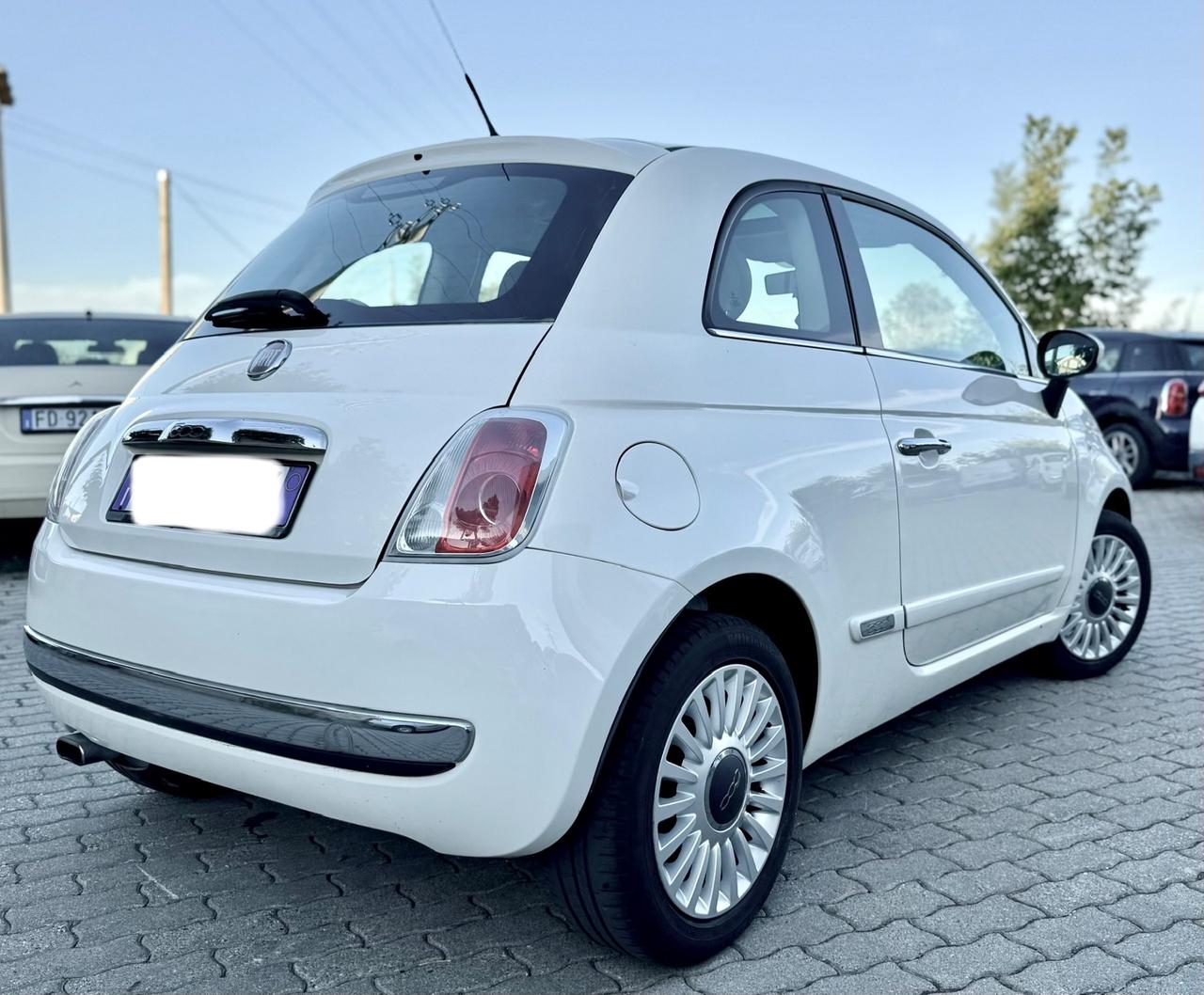 Fiat 500 1.2 Lounge soli 95.000 km