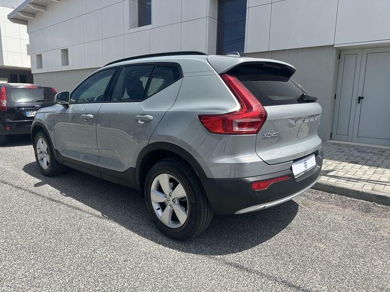 Volvo XC40 T2 automatico Essential