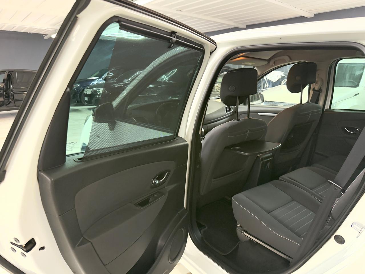 Renault Scenic Scénic XMod dCi 110 CV EDC Limited