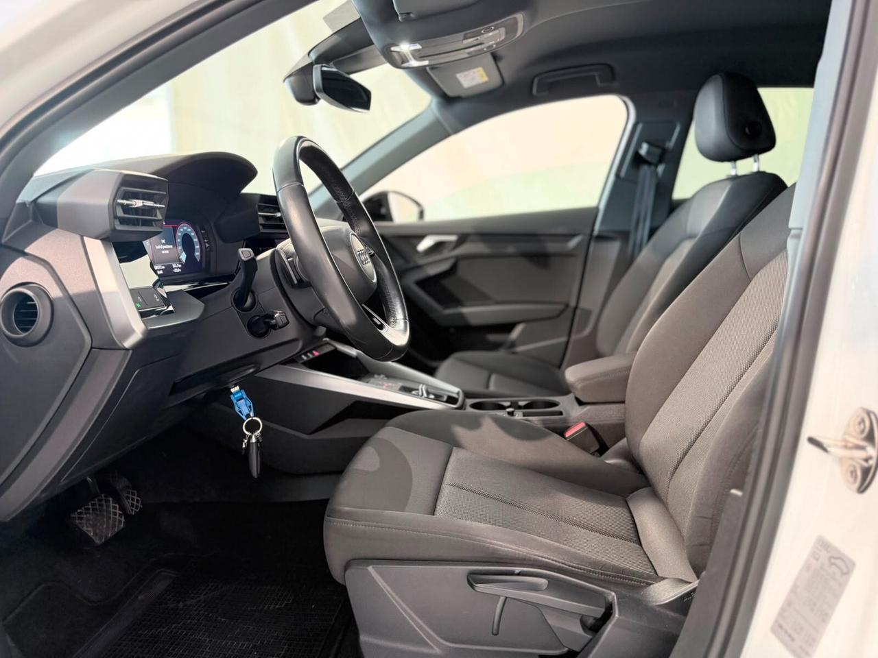 Audi A3 30TDI SPORTBACK 116CV AUTOMATICA