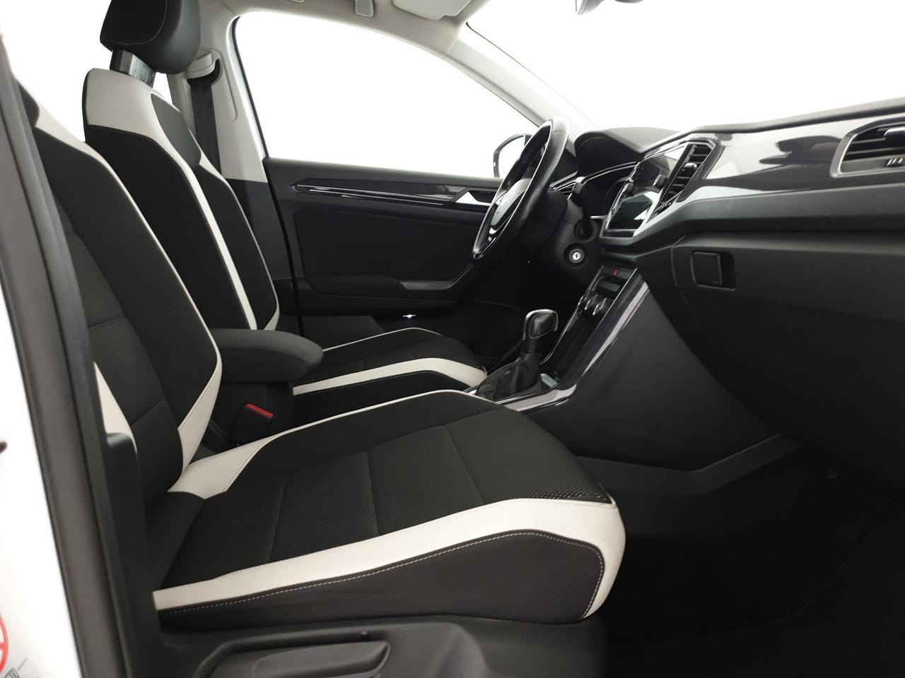 Volkswagen T-Roc 1.5 tsi advanced dsg