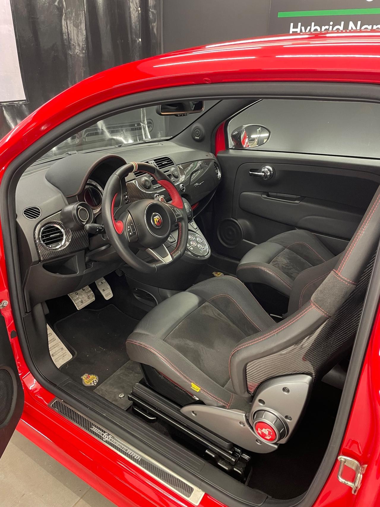 Abarth 695 Tributo Ferrari