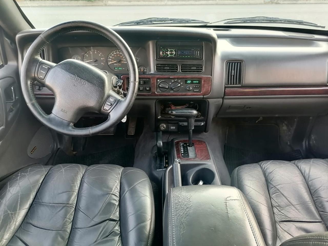 Jeep Grand Cherokee ZJ 5.2 v8 GPL
