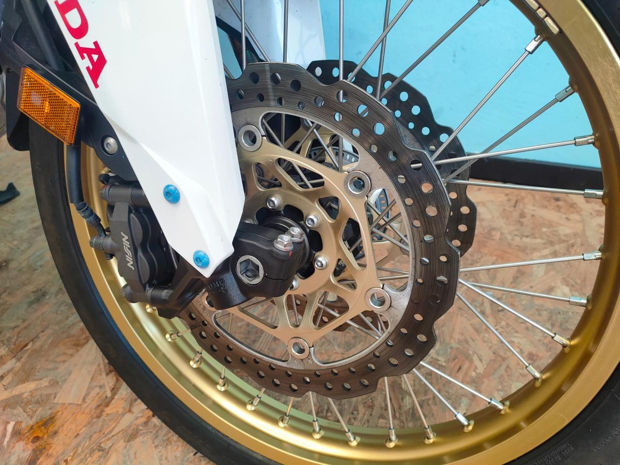 Honda AFRICA TWIN - Versione 30.mo Anniversario