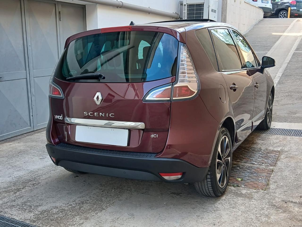 Renault Scenic Scénic XMod 1.5 dCi 110CV EDC Bose