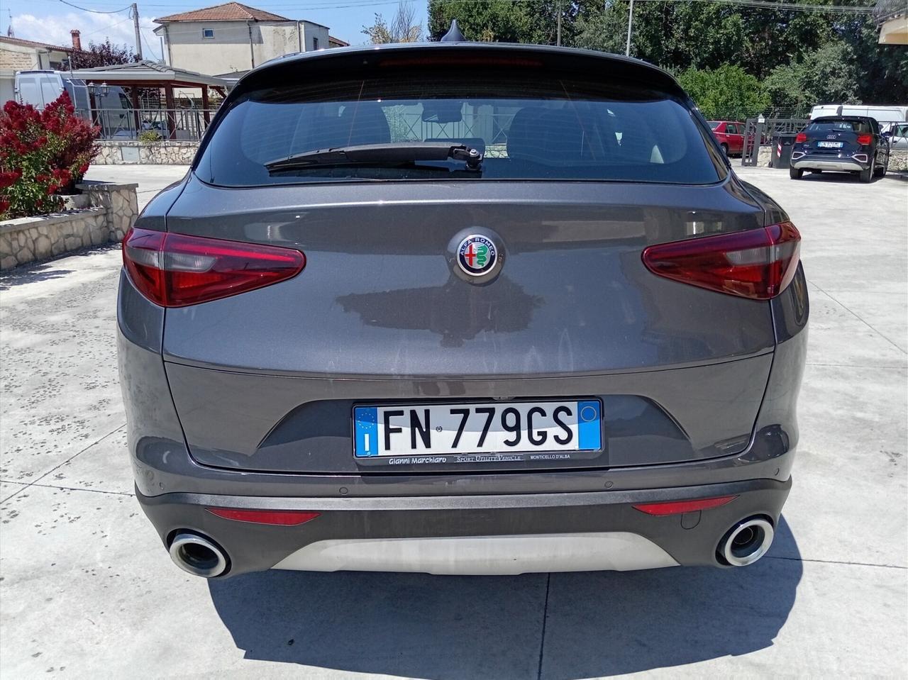 Alfa Romeo Stelvio 2.2JTDM 210 CV AT8 Q4 Executive FULL PELLE NAVI XENON