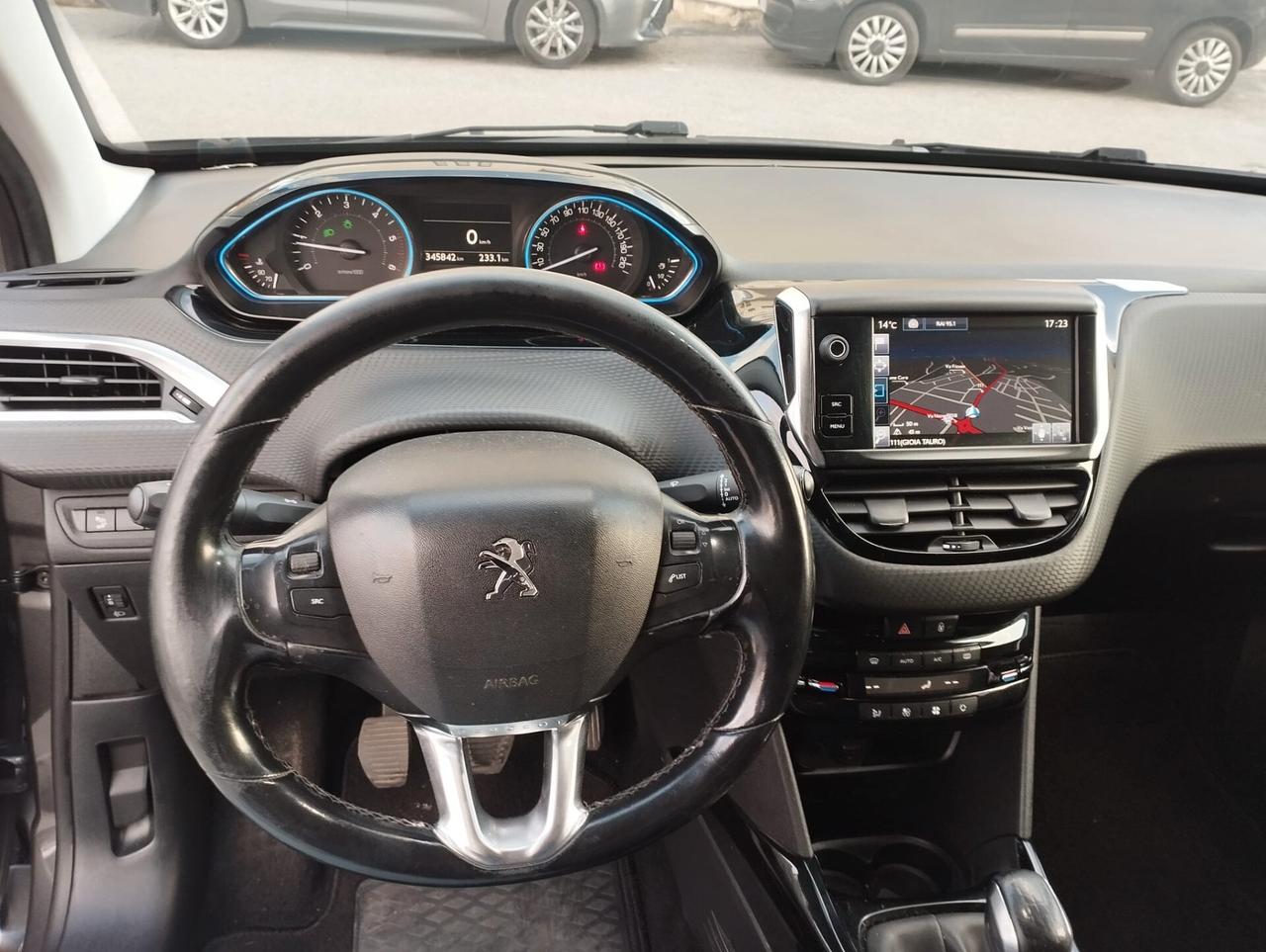 Peugeot 2008 BlueHDi 100 Allure