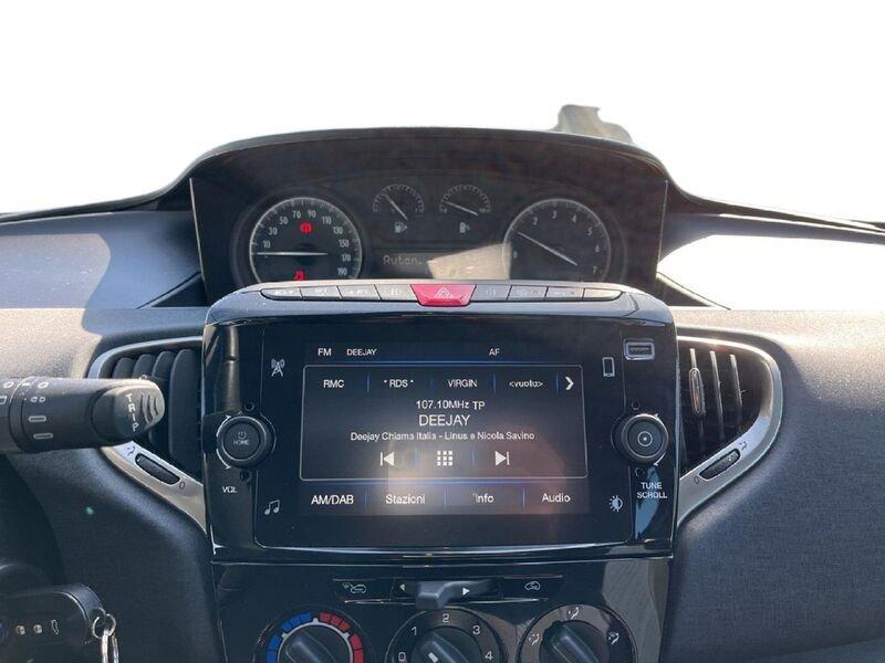 Lancia Ypsilon III 2021 1.0 firefly hybrid Gold s&s 70cv