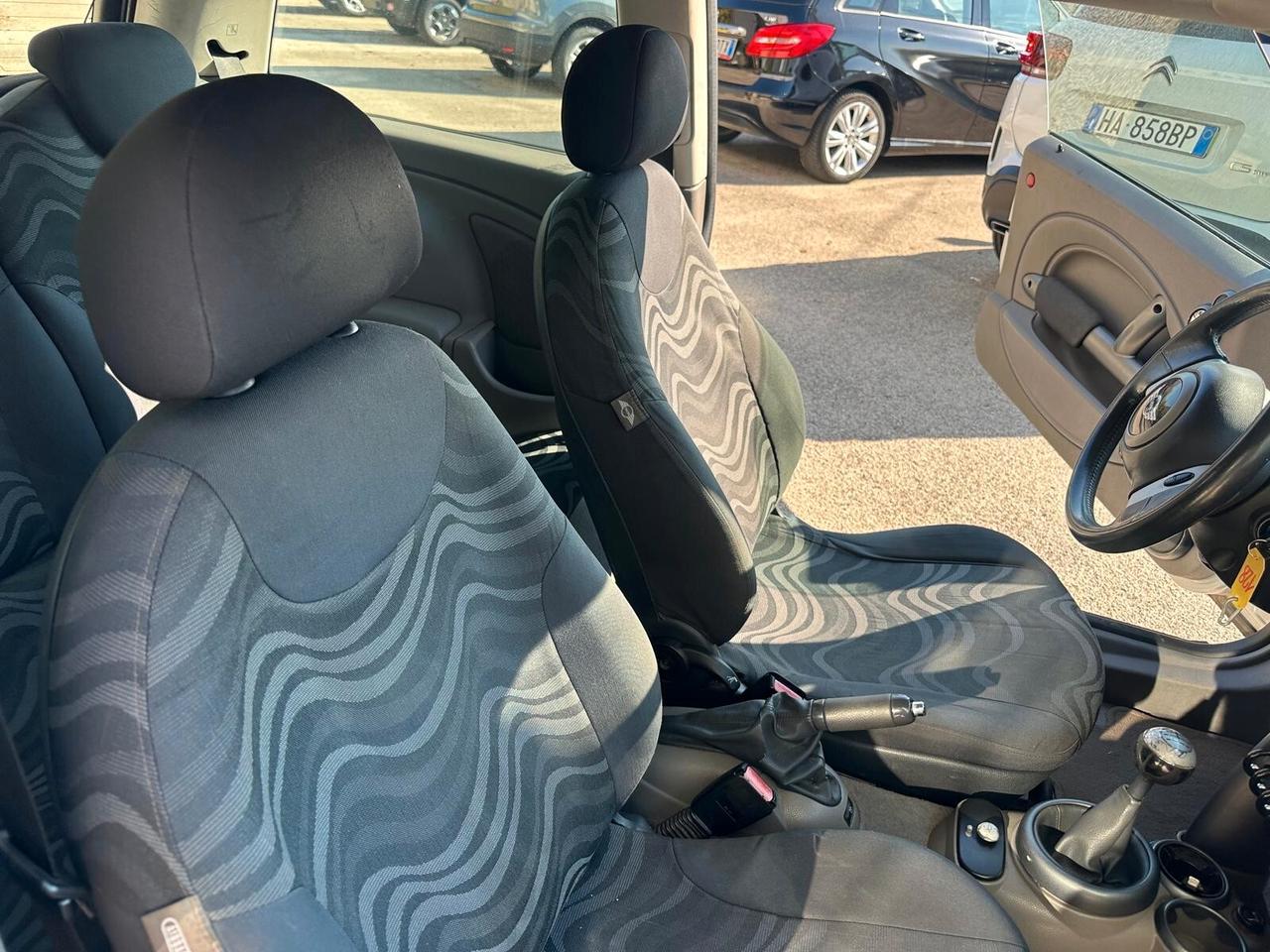 Mini 1.4 tdi One D de luxe NEOPATENTATI