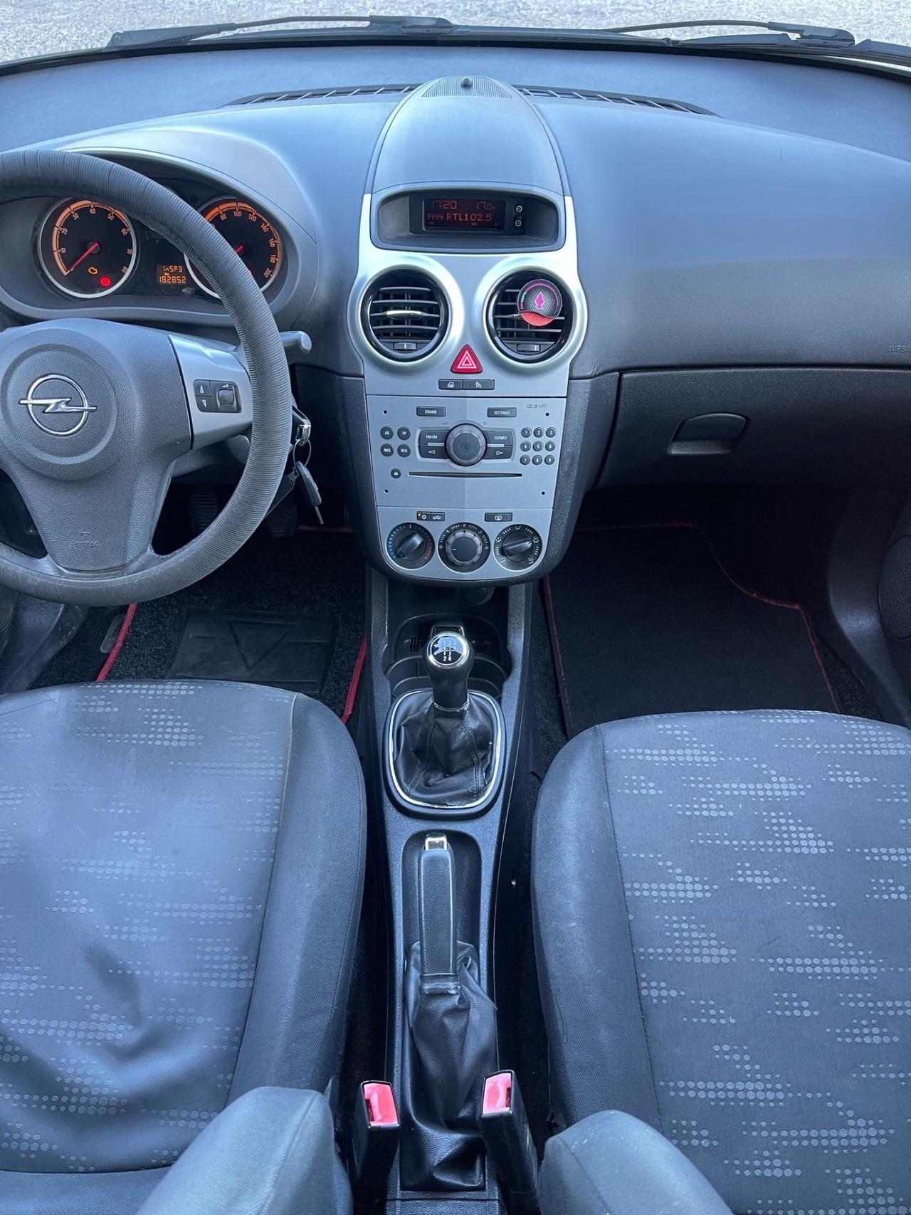 Opel Corsa 1.2 - GPL- NEOPATENTATI