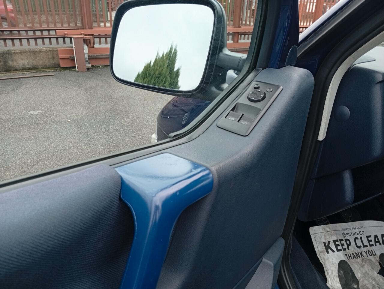 Volkswagen Caravelle/Multivan Multivan 2.5 TDI/102CV