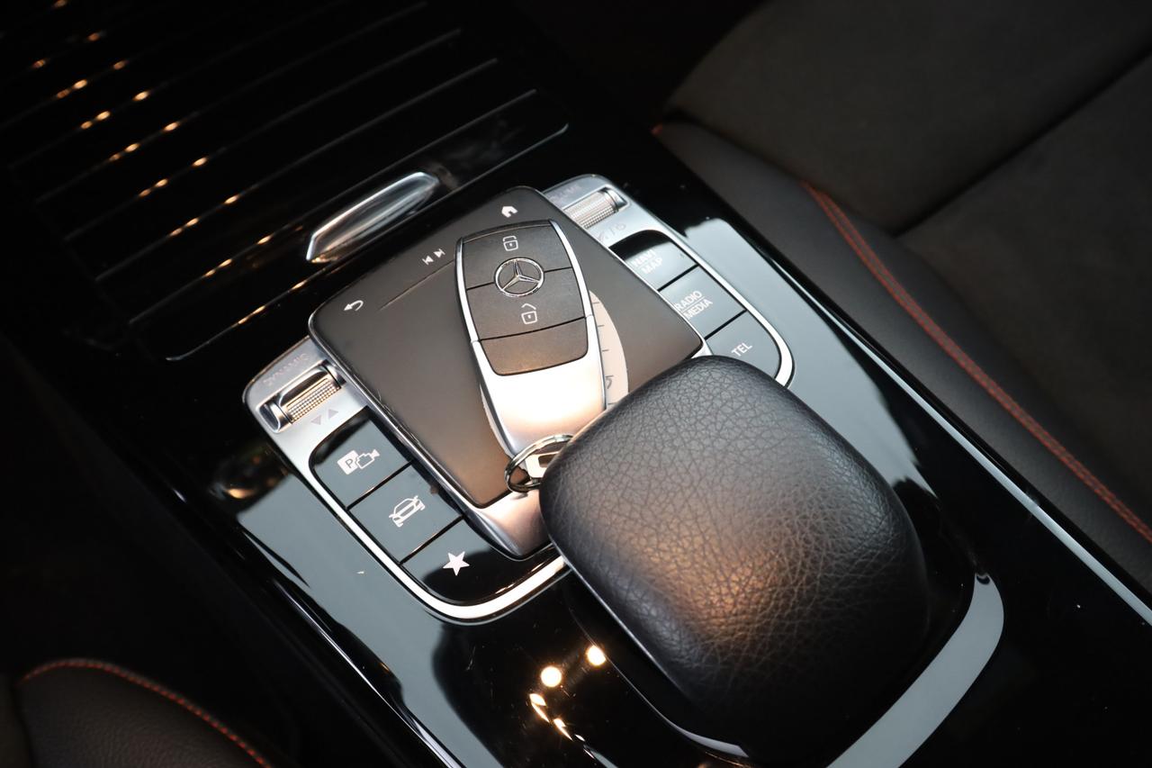 MERCEDES Classe A (W177) A 200 Automatic Premium