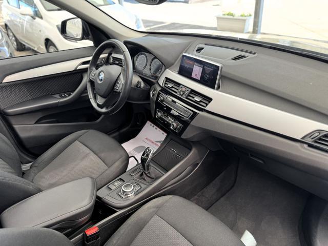 BMW X1 sDrive18d Business Advantage (Navi/Auto/LED)