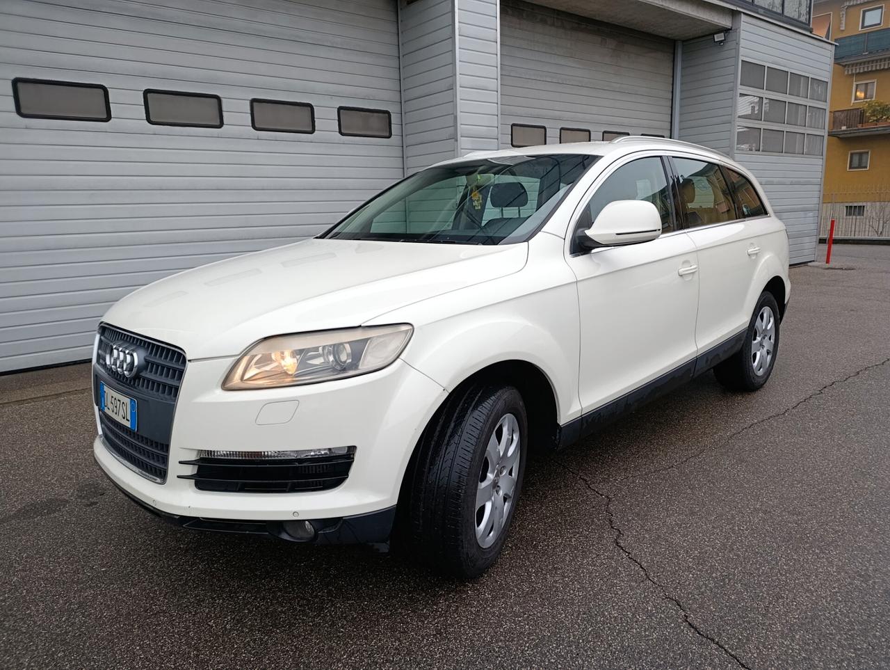 Audi Q7 4.2 V8 TDI quattro Tiptronic
