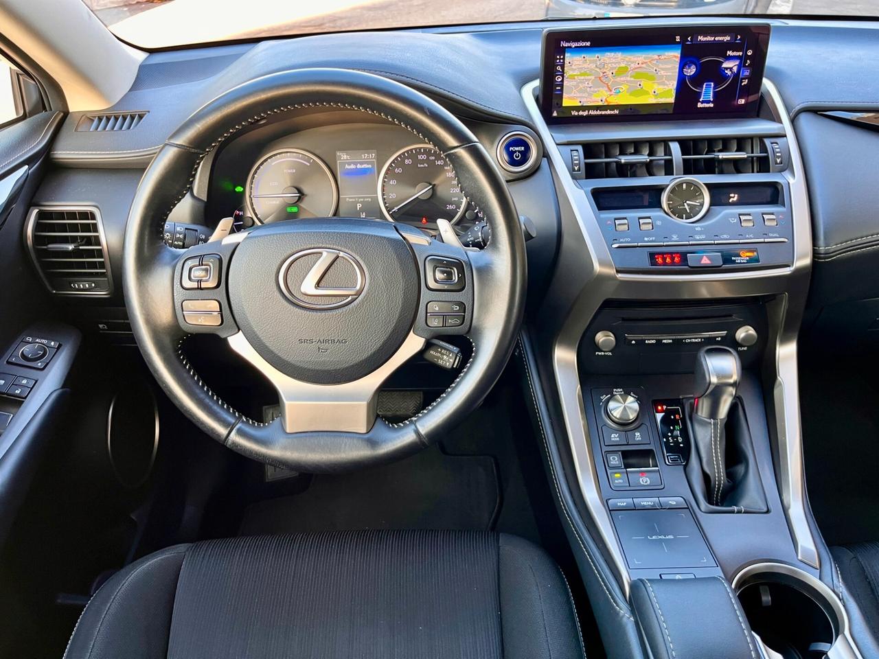 Lexus NX 300h Hybrid 4WD Business