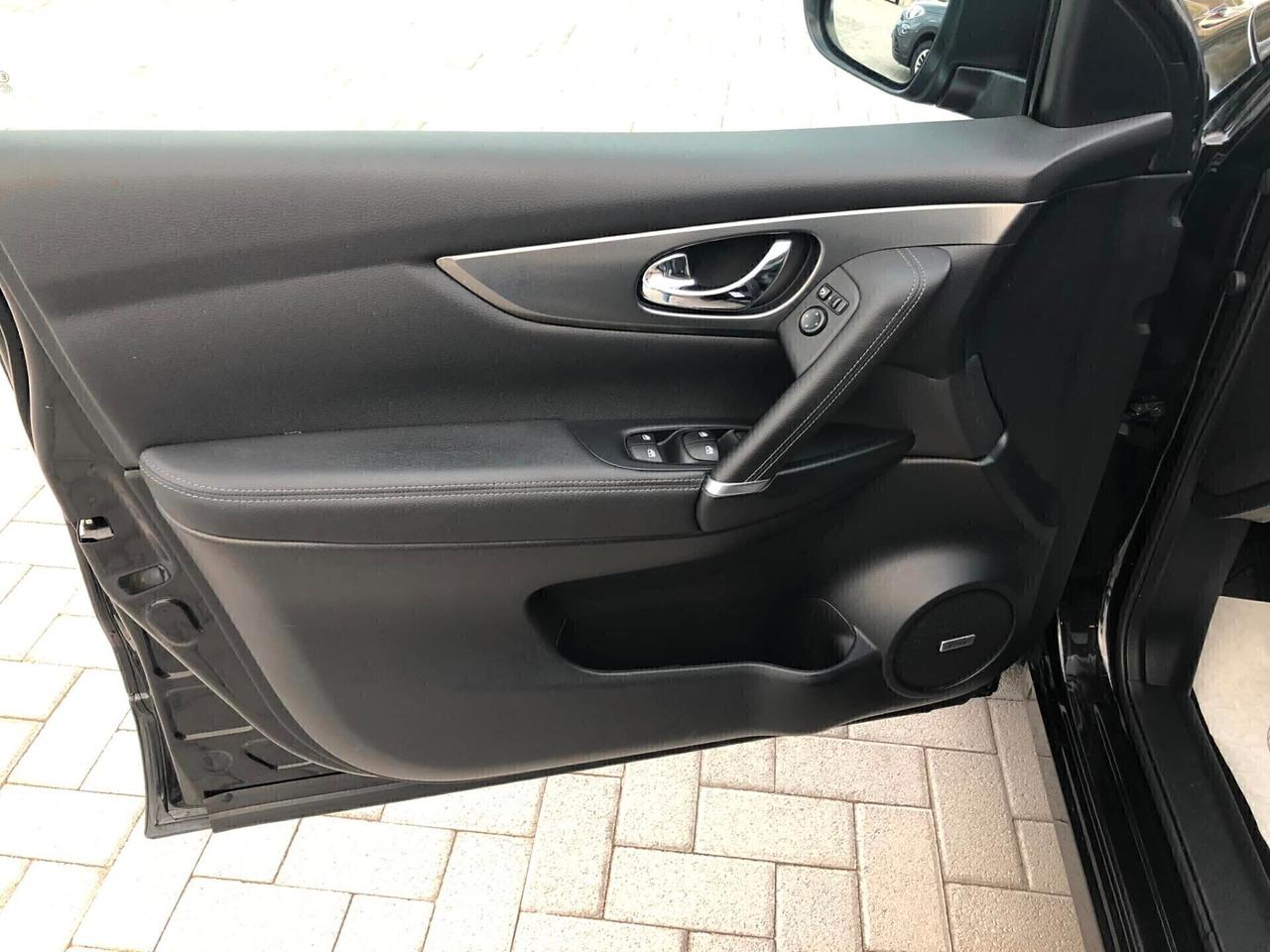Nissan Qashqai 1.6 dCi Tekna FULL 2018