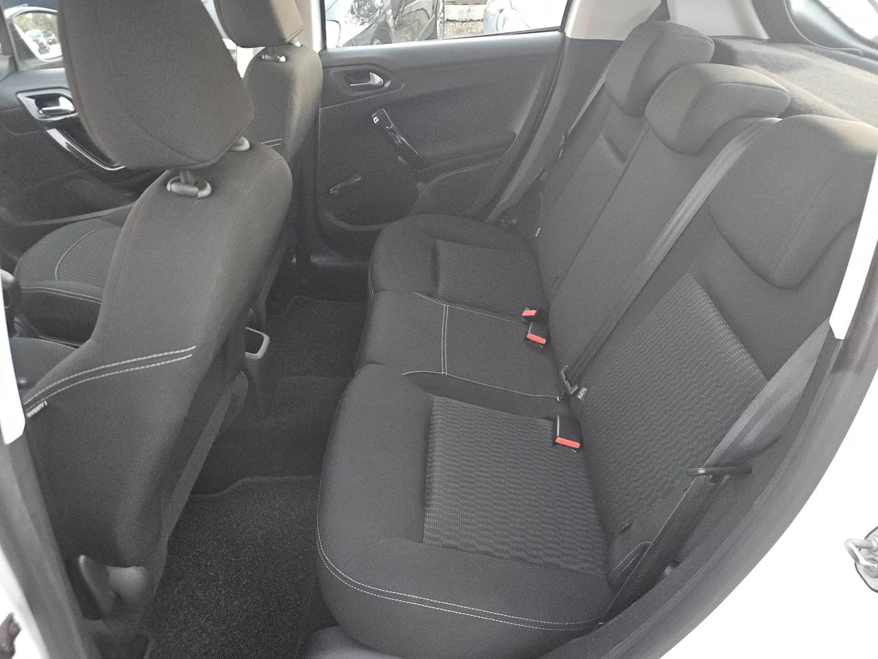 Peugeot 208 BlueHDi 75 5 porte Allure EURO 6