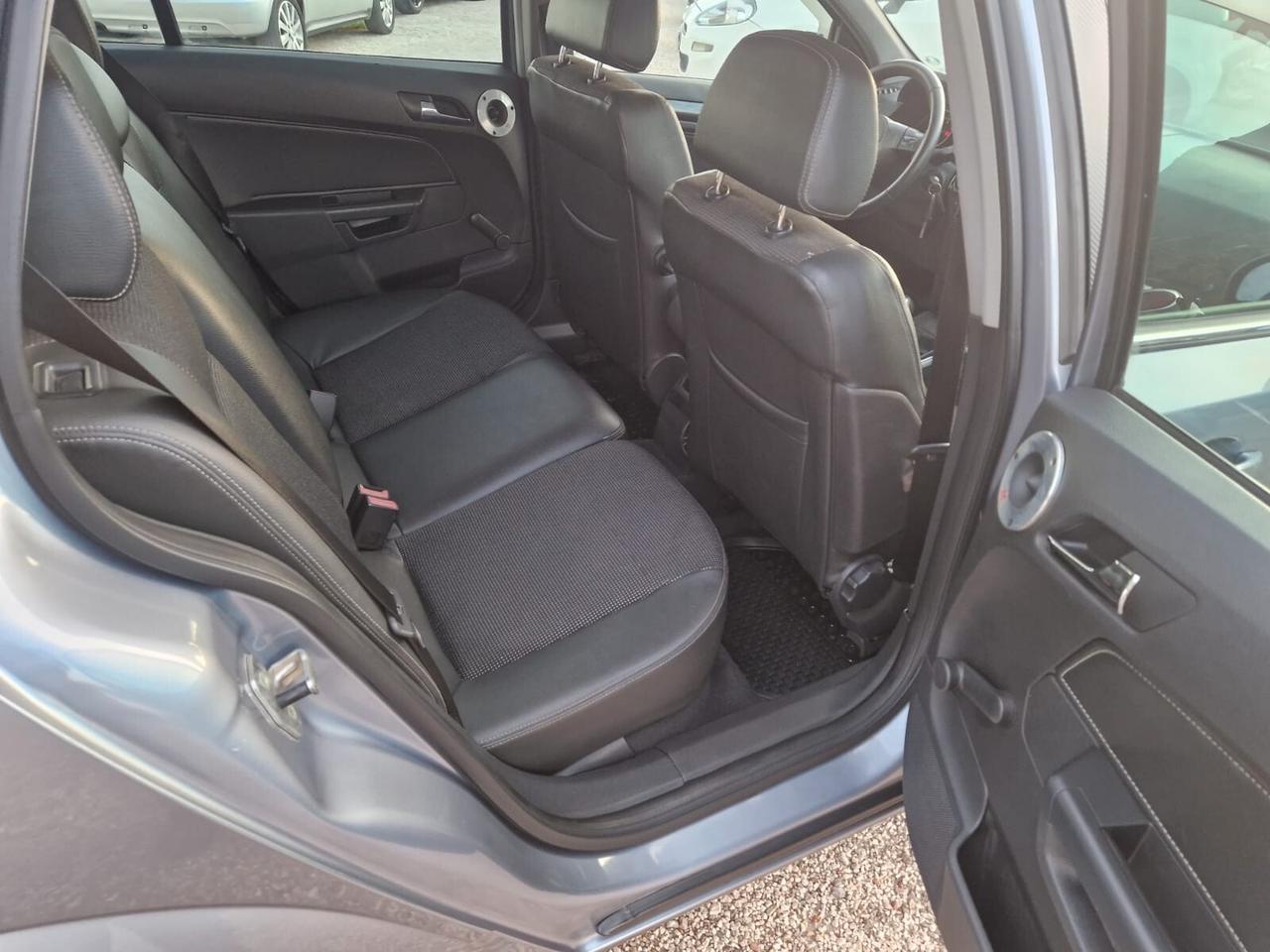 Opel Astra 1.9 16V CDTI 150CV Station Wagon Cosmo