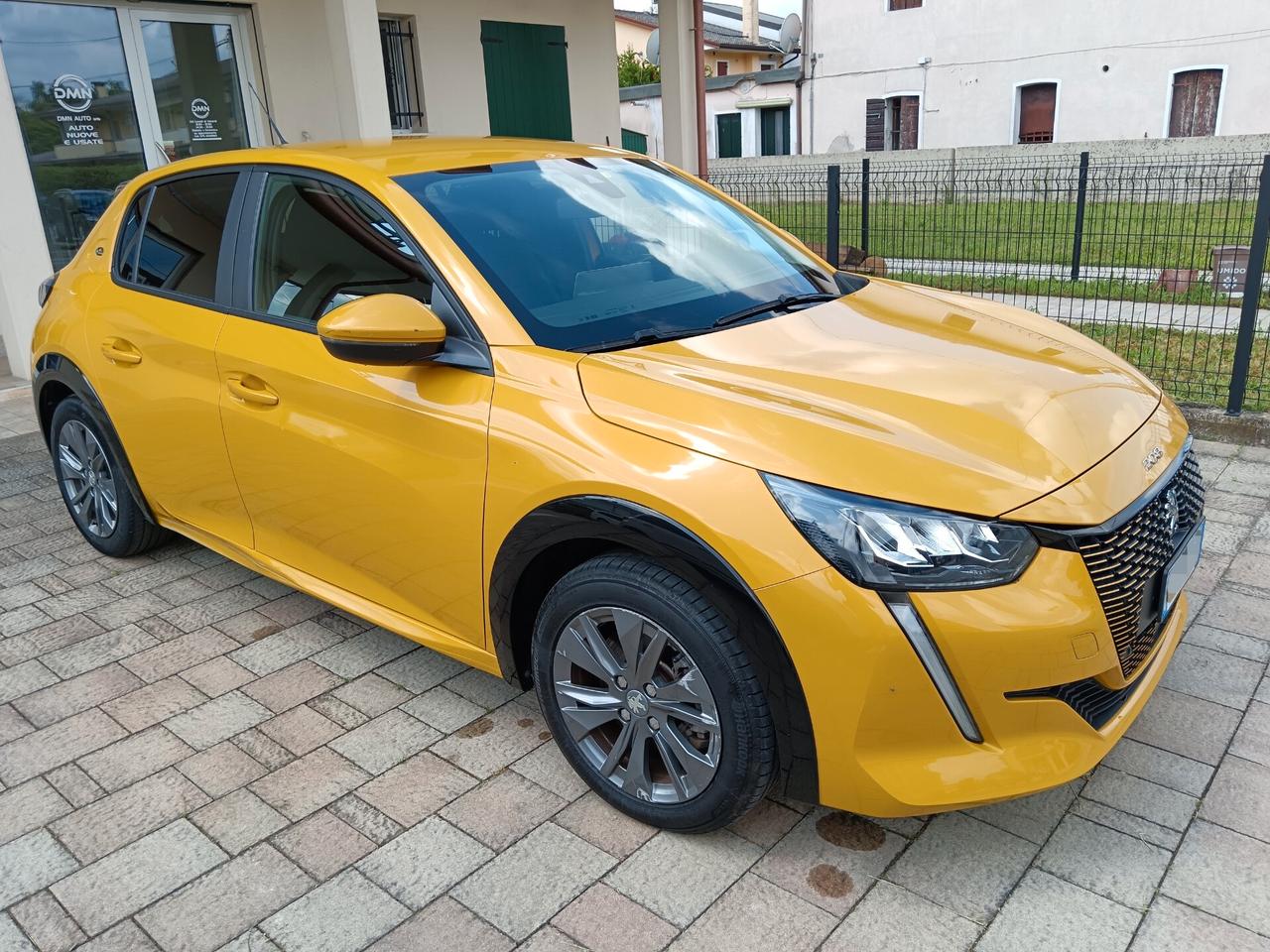 Peugeot 208e 136 CV 5 porte Allure Pack