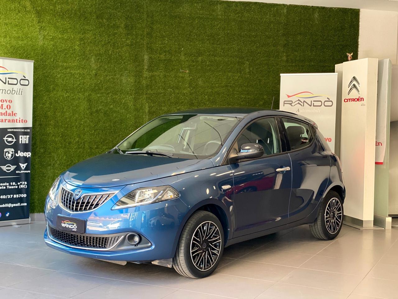 Lancia Ypsilon 1.0 Hybrid 70CV 5P. S&S Gold