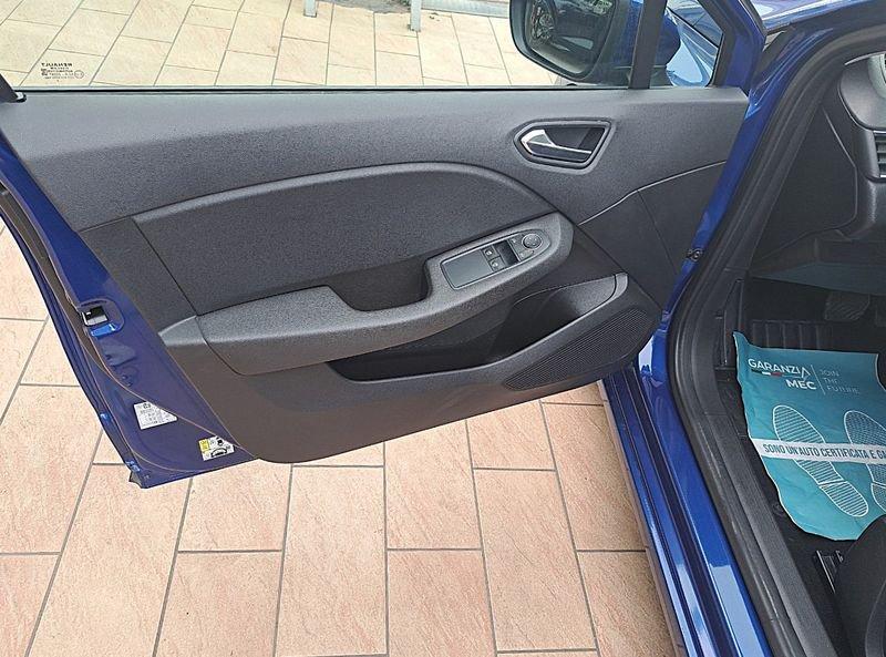 Renault Clio E-Tech Hybrid 1.6 Hybrid E-TECH 140cv INTENS