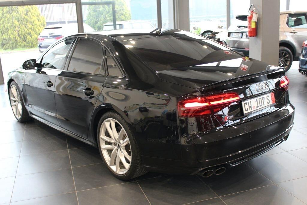 Audi A8 S8 4.0 TFSI quattro tiptronic plus CARBON