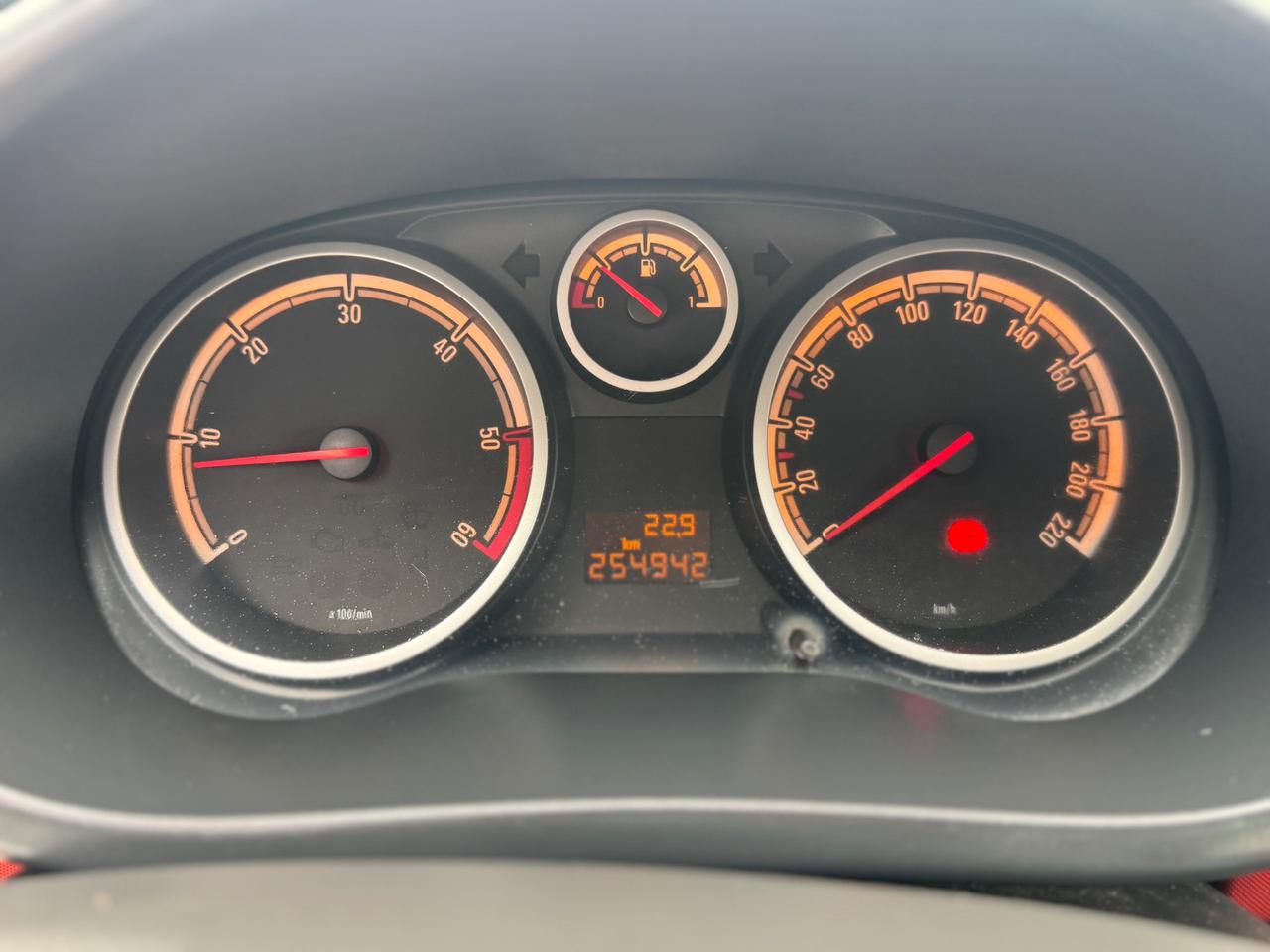 Opel Corsa 1.3 cdti ecoflex Cosmo 75cv