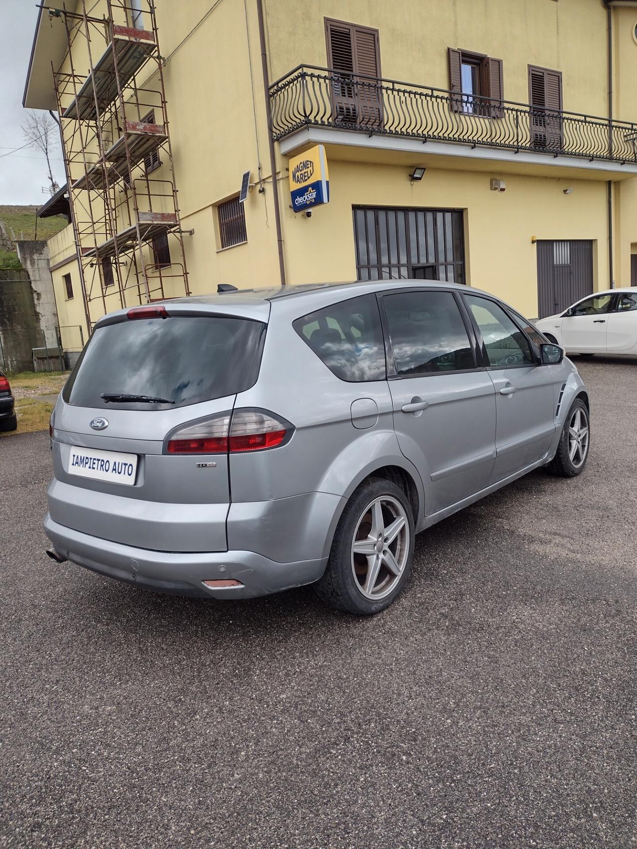 Ford S-Max 2.0 TDCi 140CV Titanium