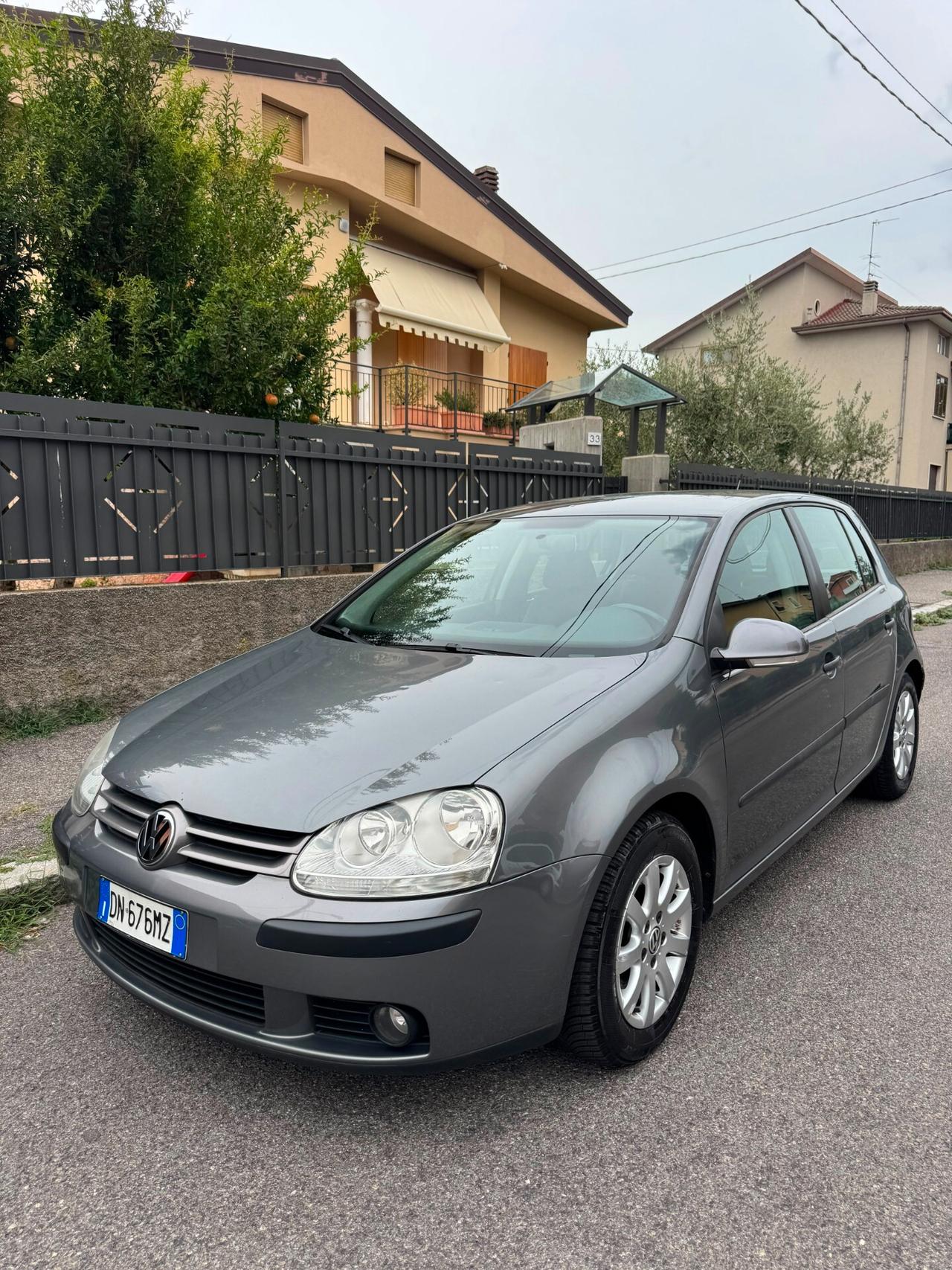 Volkswagen Golf 1.6 GPL 2008
