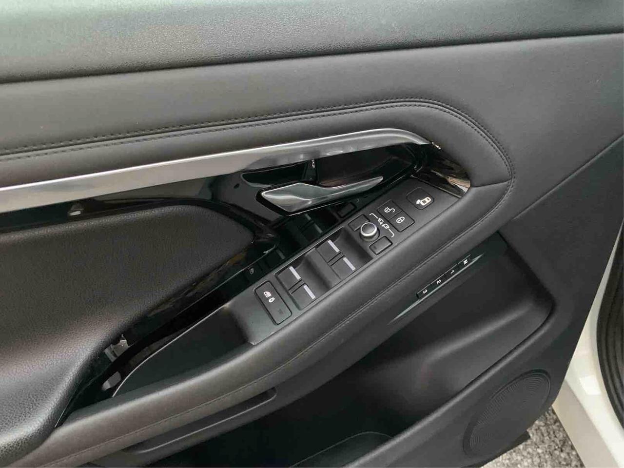 Land Rover Range Evoque 2.0D I4-L AWD