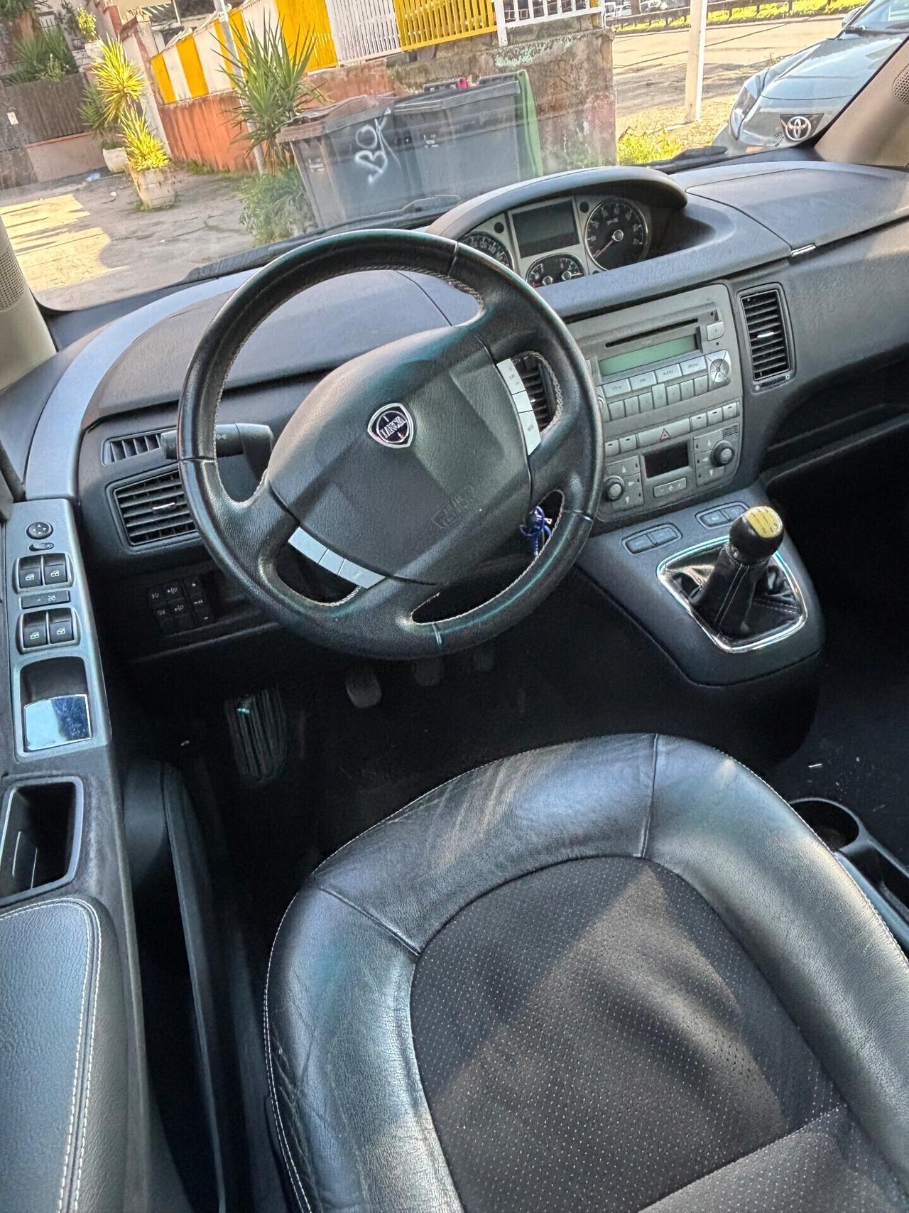 Lancia MUSA 1.3 Mjt 95 CV Platinum