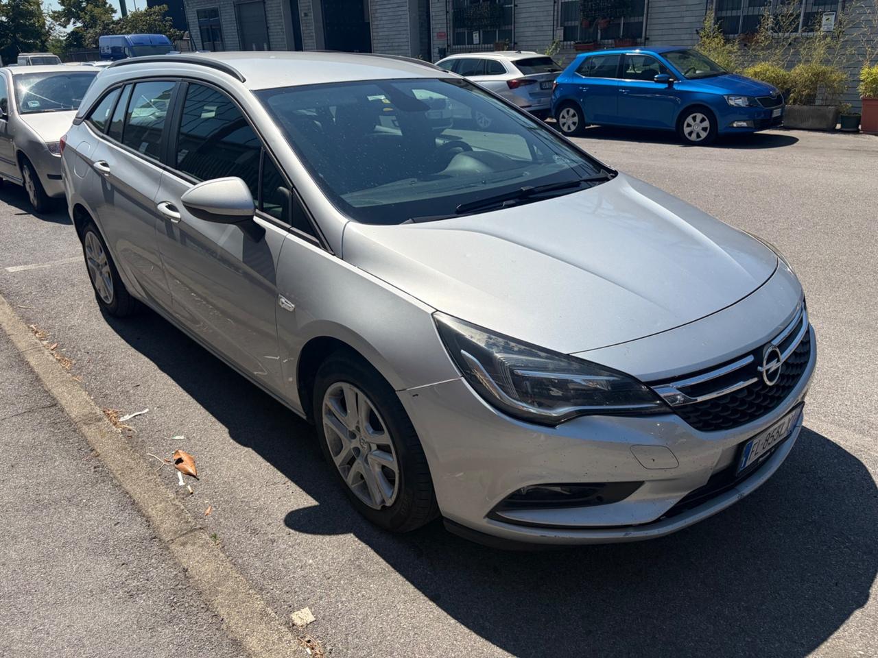 Opel Astra 1.6 CDTi 136CV aut. Sports Tourer Dynamic