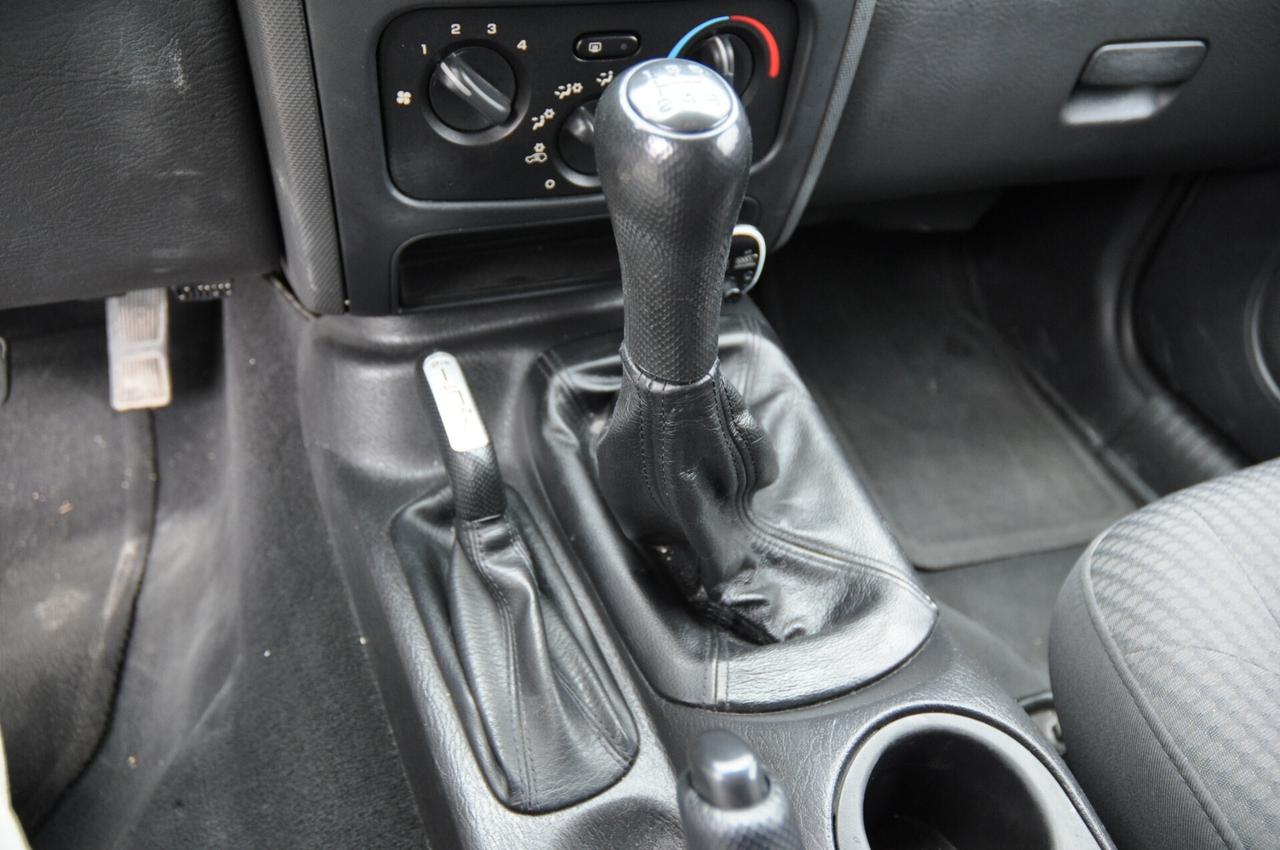 Jeep Cherokee 2.5 CRD Sport