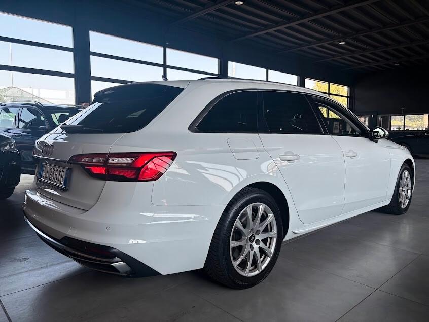 Audi A4 Avant 35 TFSI S tronic Business Advanced
