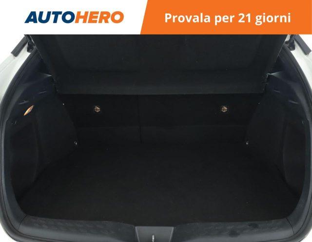 TOYOTA C-HR 1.8 Hybrid E-CVT Business